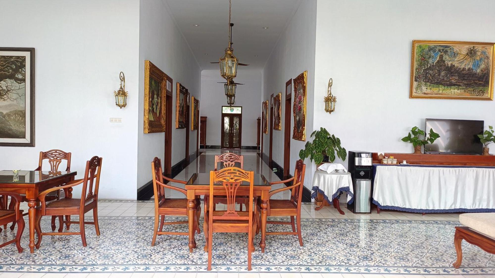 Hotel Griya Asih Yogyakarta Exterior foto