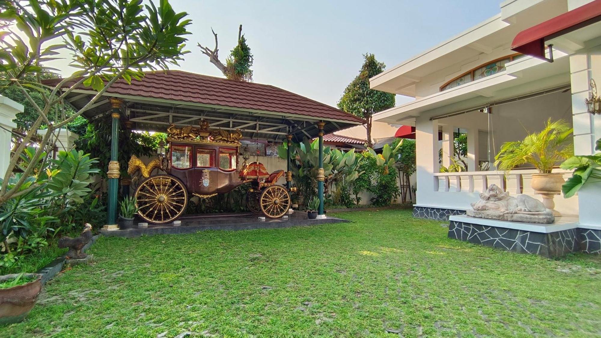 Hotel Griya Asih Yogyakarta Exterior foto